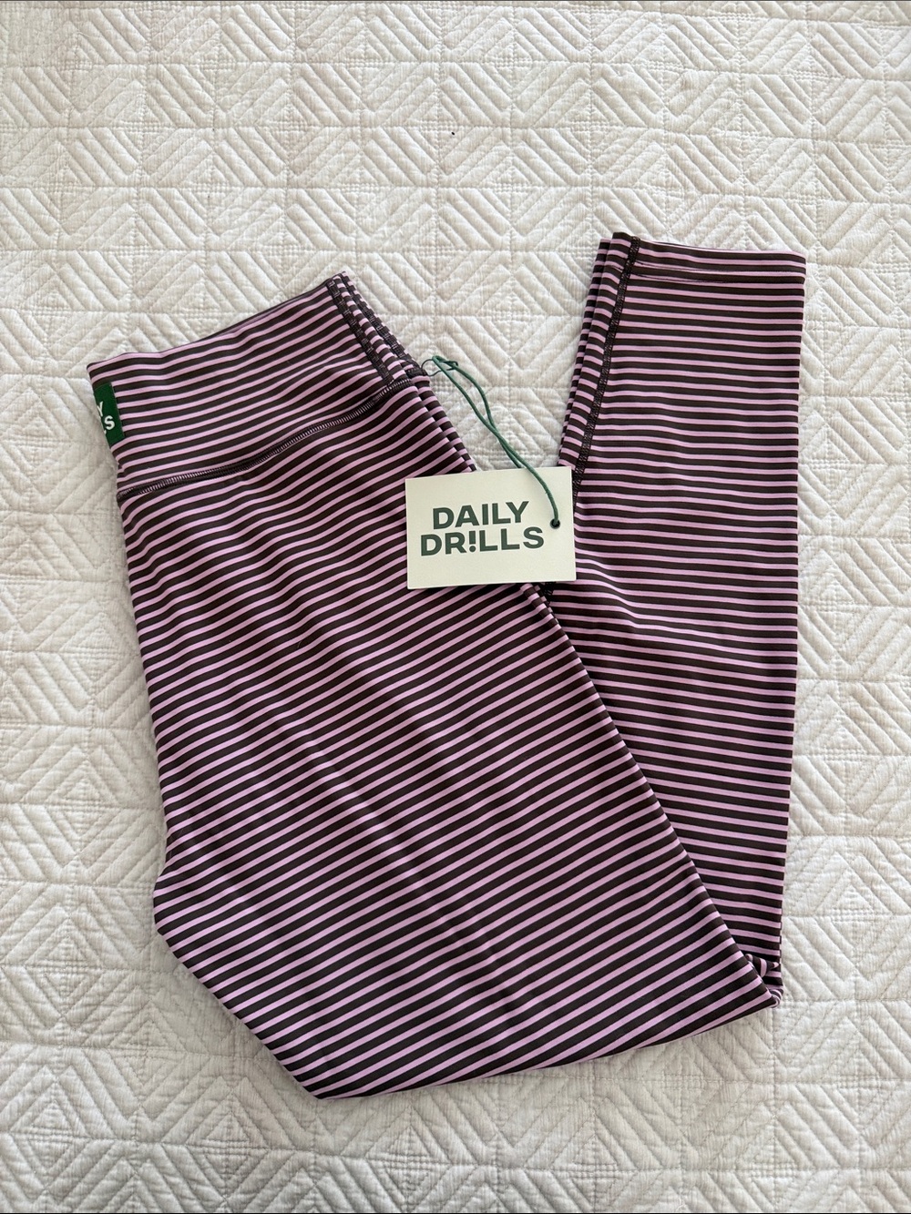 Daily Drills Play Leggings in Mocha